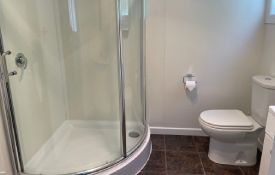 spacious 1-bedroom unit